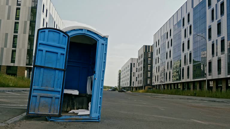 Best Portable Restroom Servicing (Cleaning and Restocking)  in Victoria, MN
